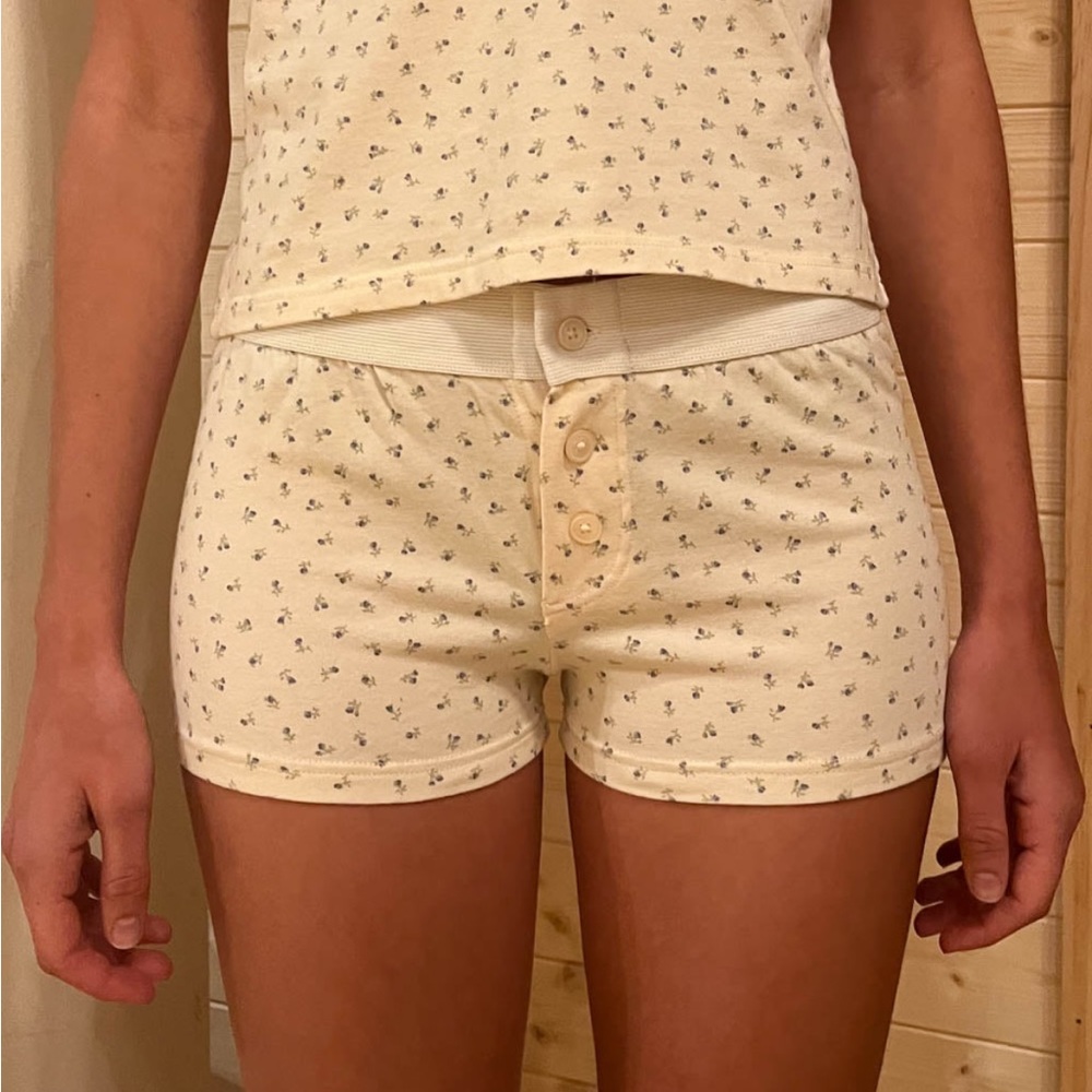 Brandy Melville boxer shorts